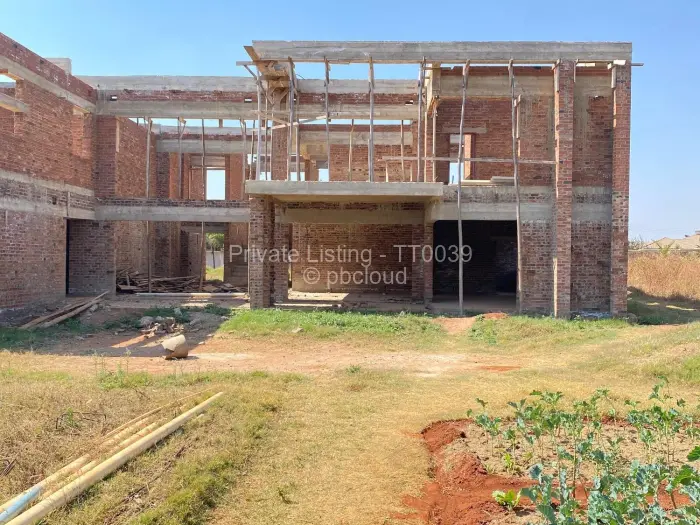 6 Bedroom House for Sale in Mount Pleasant Heights, Harare