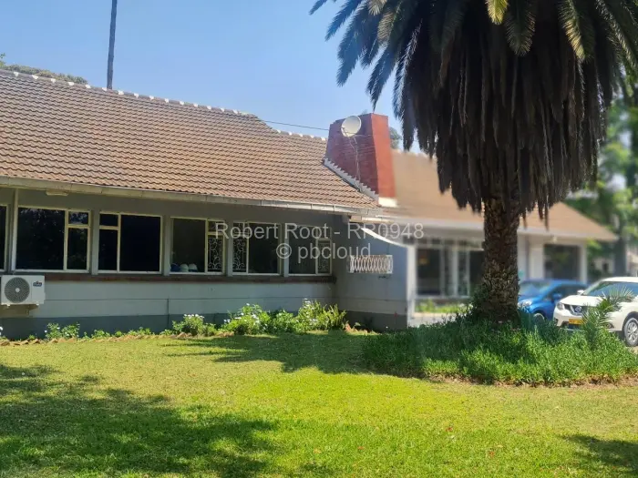 4 Bedroom House for Sale in Alexandra Park, Harare