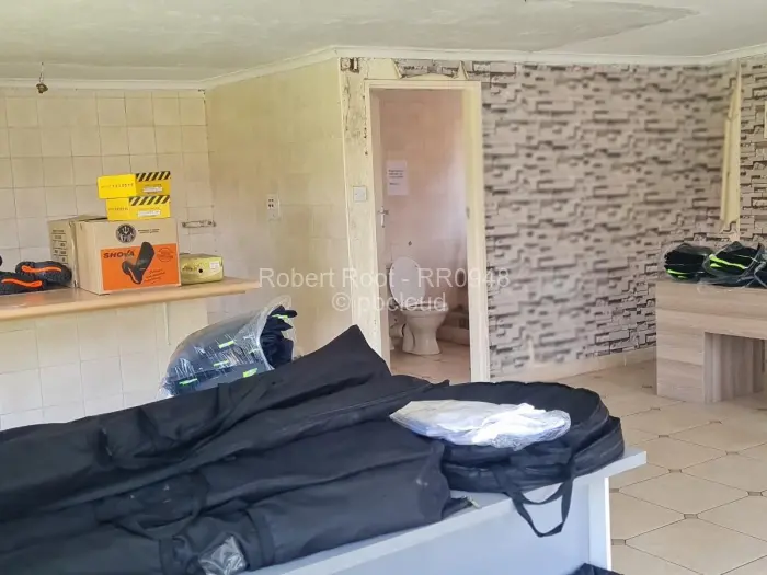 4 Bedroom House for Sale in Alexandra Park, Harare