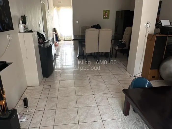 Flat/Apartment to Rent in Borrowdale, Harare