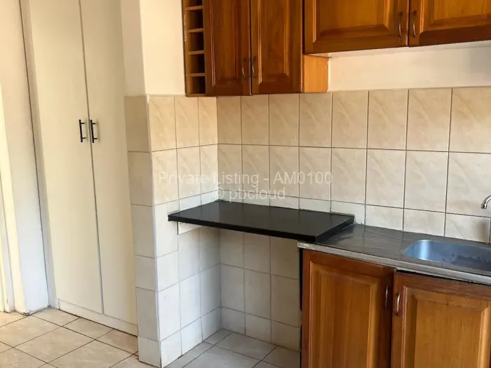 Flat/Apartment to Rent in Borrowdale, Harare