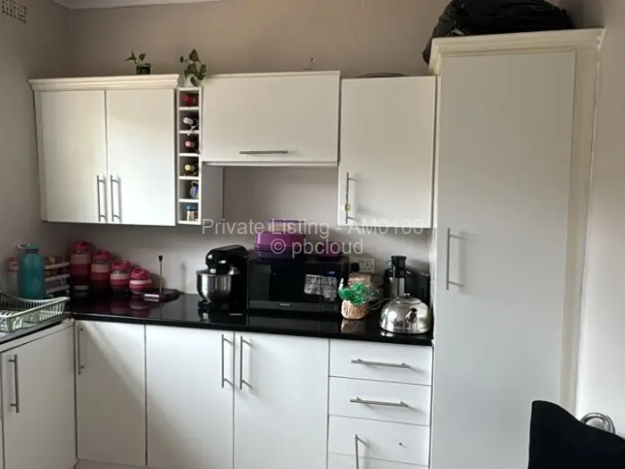 Flat/Apartment to Rent in Borrowdale, Harare