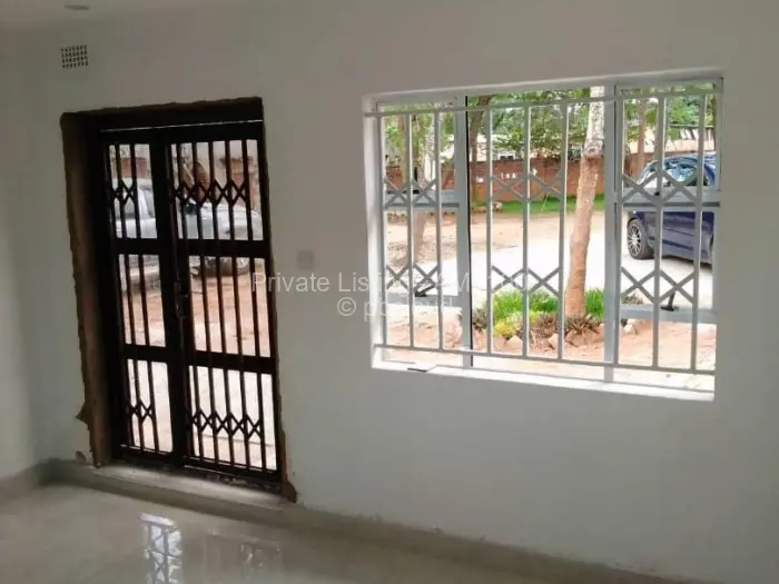 Flat/Apartment to Rent in Borrowdale, Harare