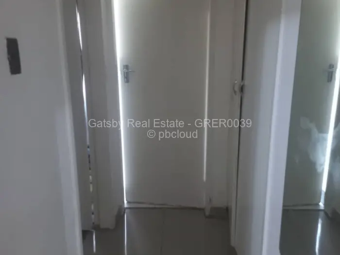 Flat/Apartment to Rent in Avondale
