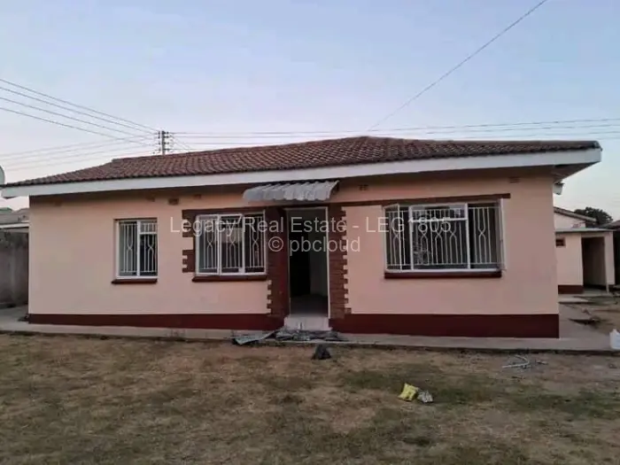 3 Bedroom House to Rent in Zimre Park