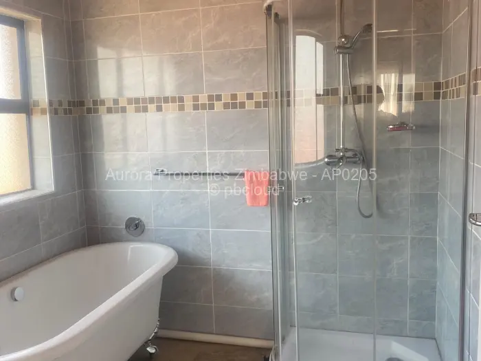 4 Bedroom House to Rent in Crowhill Views, Harare