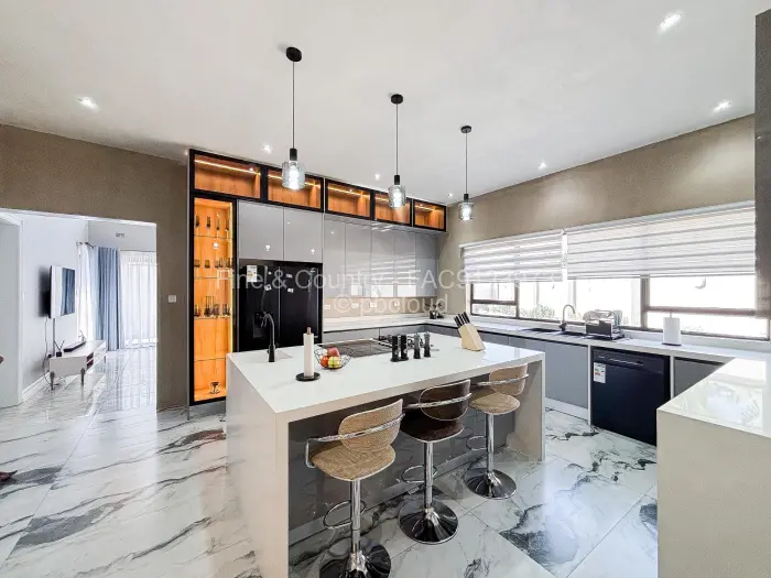 4 Bedroom House for Sale in Pomona, Harare