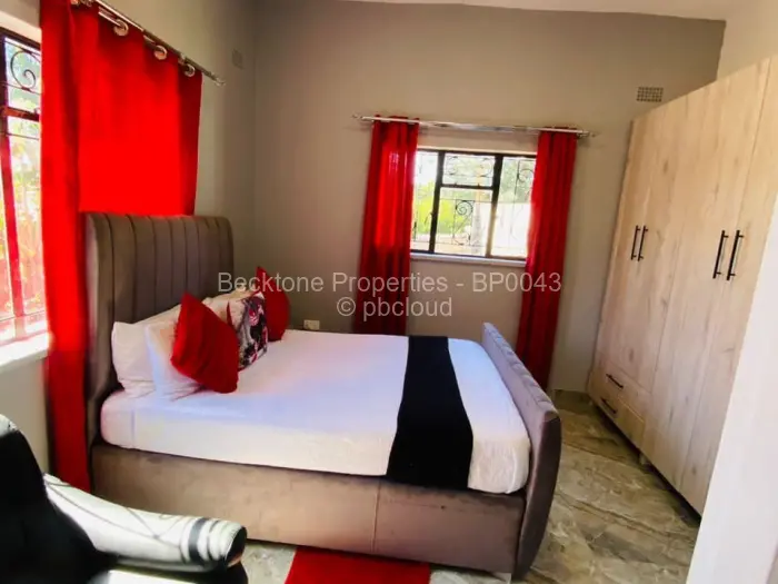 4 Bedroom House for Sale in Morningside Byo, Bulawayo