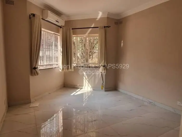 3 Bedroom House to Rent in Mount Pleasant
