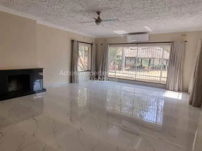3 Bedroom House to Rent in Mount Pleasant