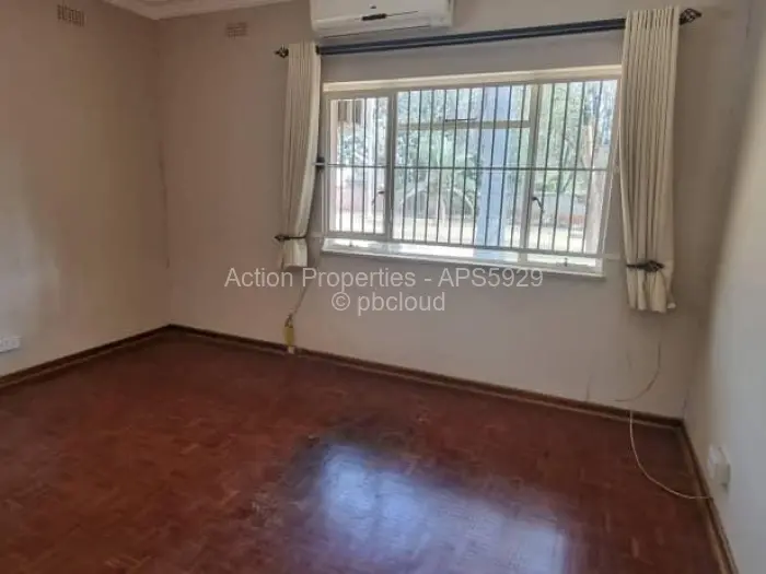 3 Bedroom House to Rent in Mount Pleasant