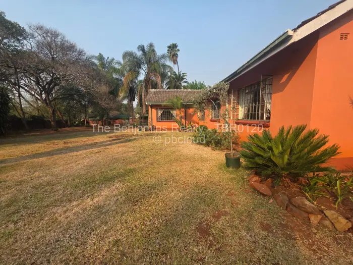 3 Bedroom House to Rent in Greystone Park