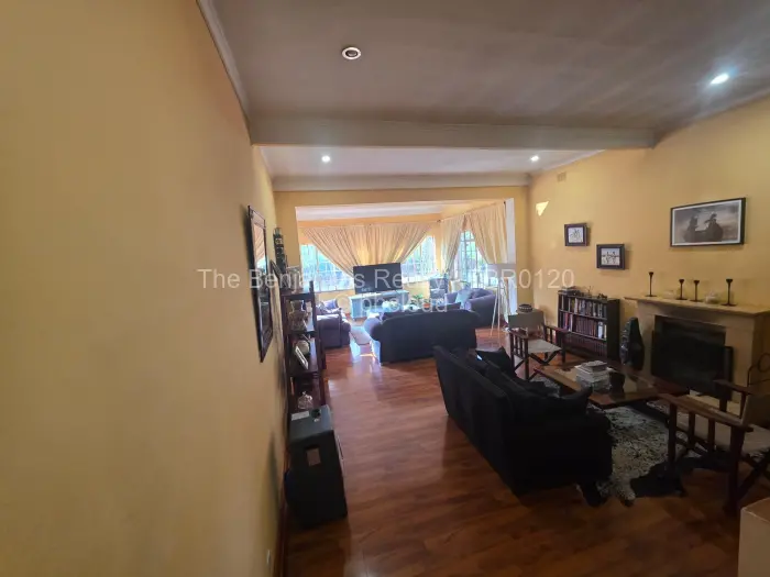 3 Bedroom House to Rent in Greystone Park