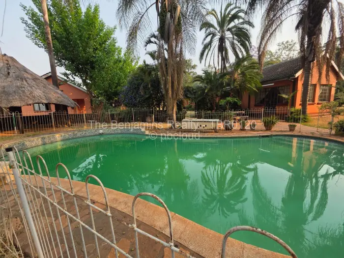 3 Bedroom House to Rent in Greystone Park