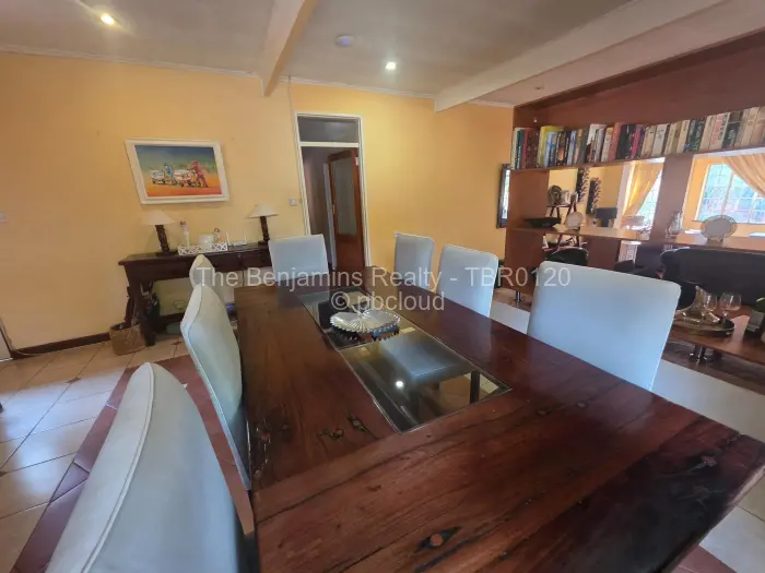 3 Bedroom House to Rent in Greystone Park