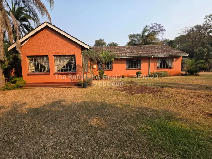 3 Bedroom House to Rent in Greystone Park