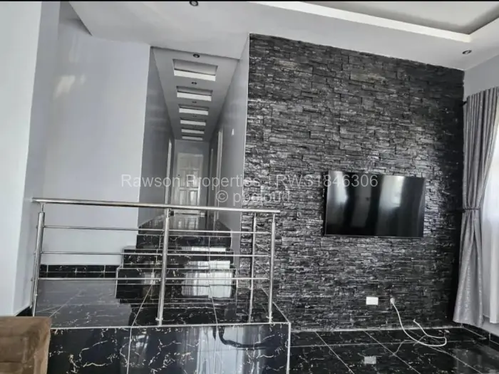 6 Bedroom House for Sale in Mandara, Harare