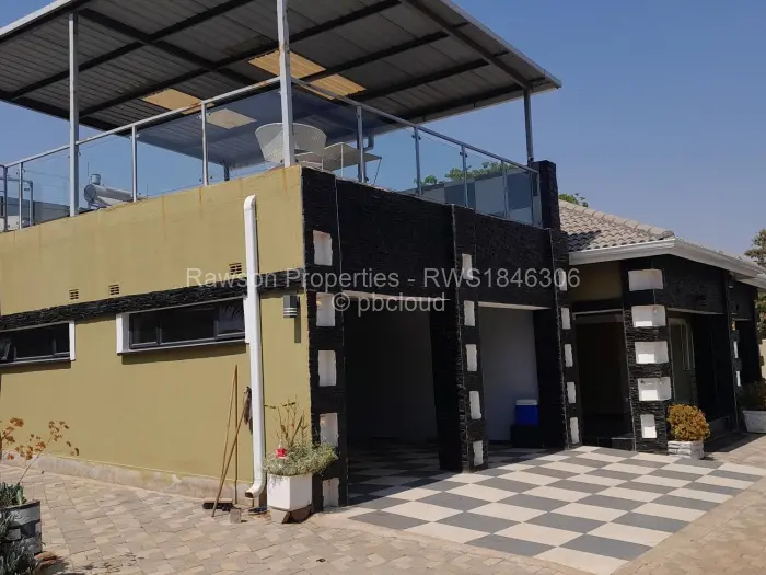 6 Bedroom House for Sale in Mandara, Harare
