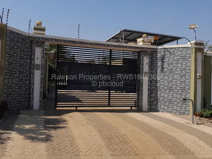 6 Bedroom House for Sale in Mandara, Harare