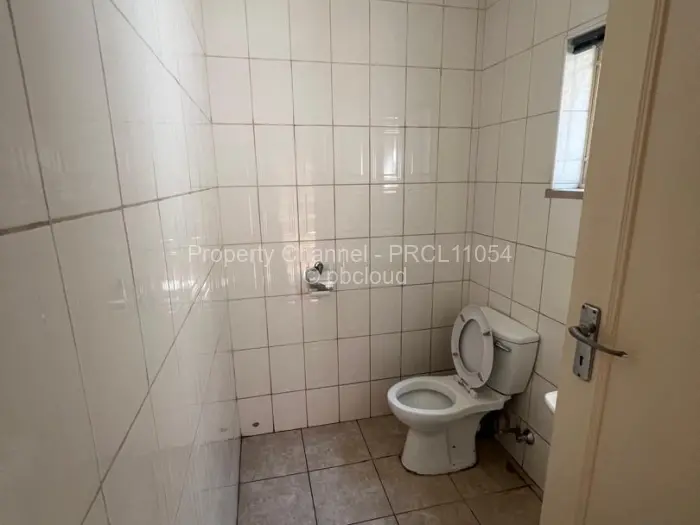 Townhouse/Complex/Cluster to Rent in Avenues