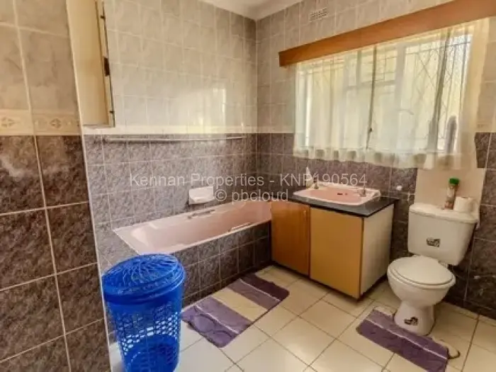 4 Bedroom House for Sale in Gunhill, Harare