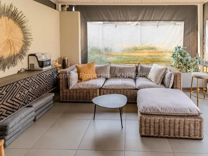 Flat/Apartment for Sale in Kensington, Harare