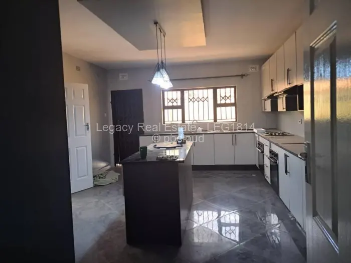 4 Bedroom House to Rent in Budiriro