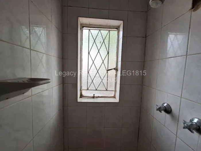 2 Bedroom House to Rent in Mandara, Harare