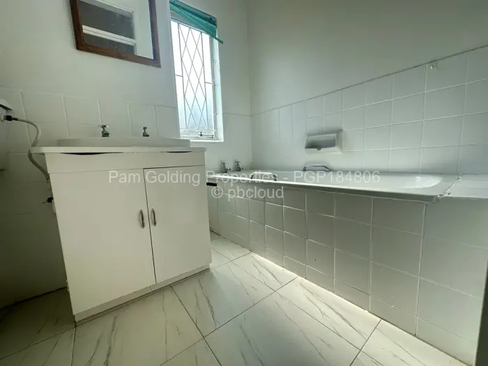 Flat/Apartment to Rent in Strathaven