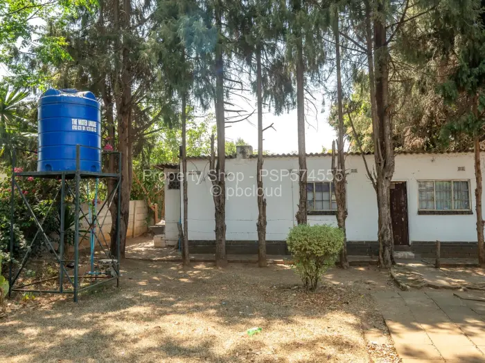 4 Bedroom House for Sale in Alexandra Park, Harare