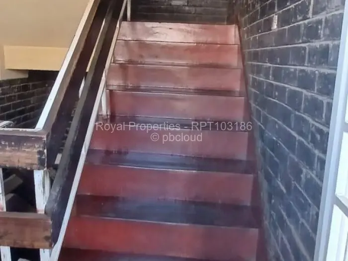 Flat/Apartment to Rent in Waterfalls