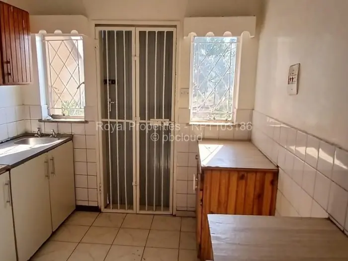 Flat/Apartment to Rent in Waterfalls