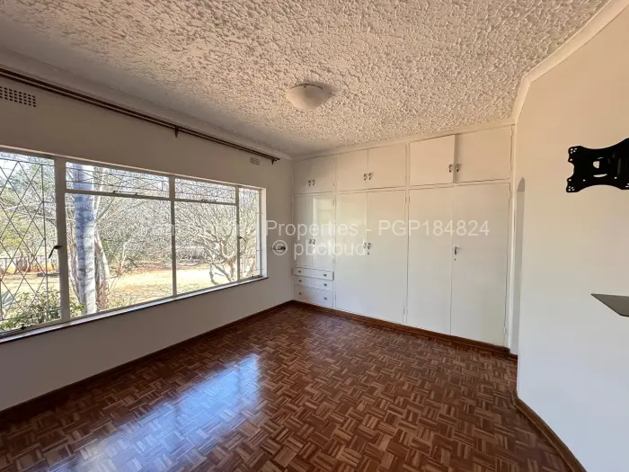 3 Bedroom House to Rent in Greystone Park
