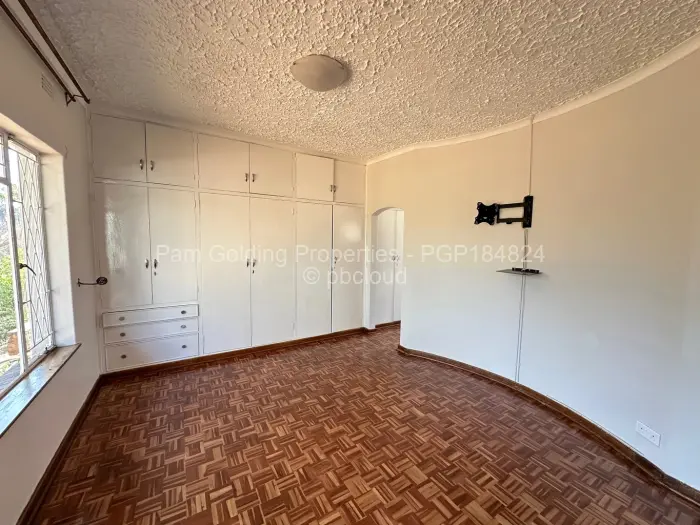 3 Bedroom House to Rent in Greystone Park