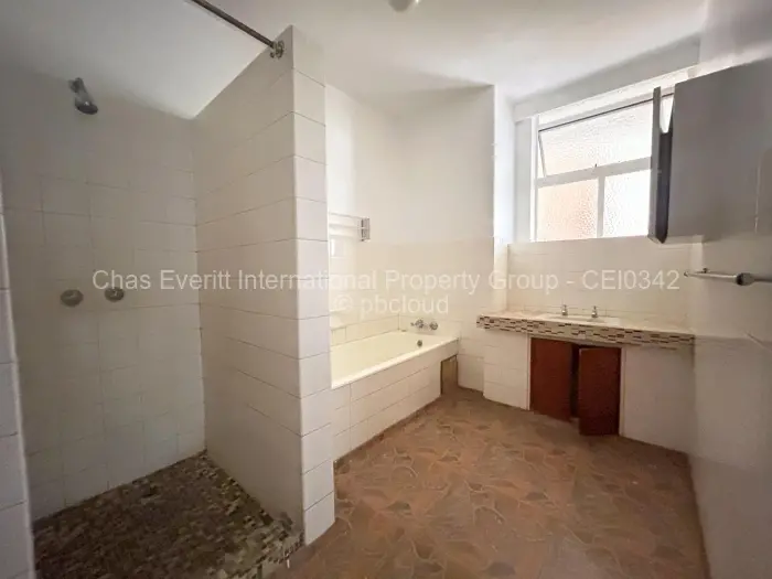 Flat/Apartment to Rent in Ascot, Bulawayo