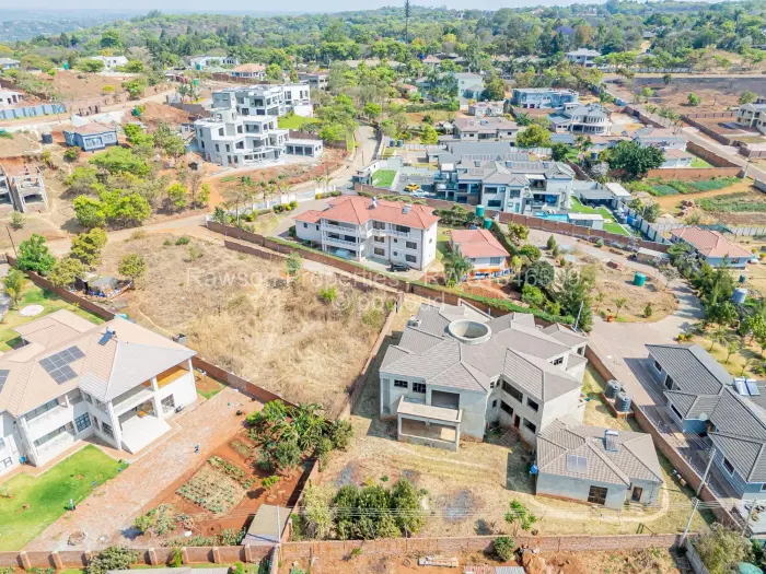 6 Bedroom House for Sale in Brookeview, Harare