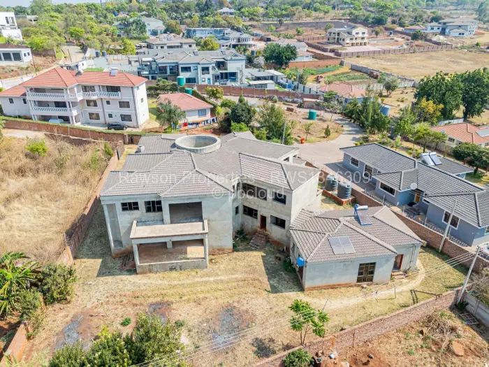 6 Bedroom House for Sale in Brookeview, Harare