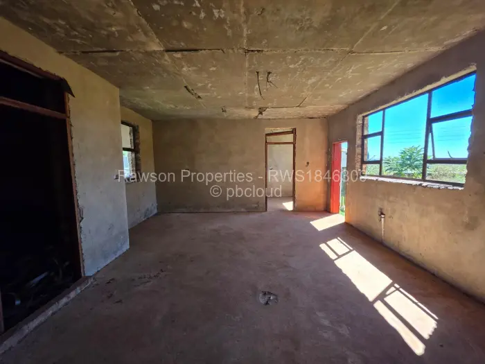 6 Bedroom House for Sale in Brookeview, Harare