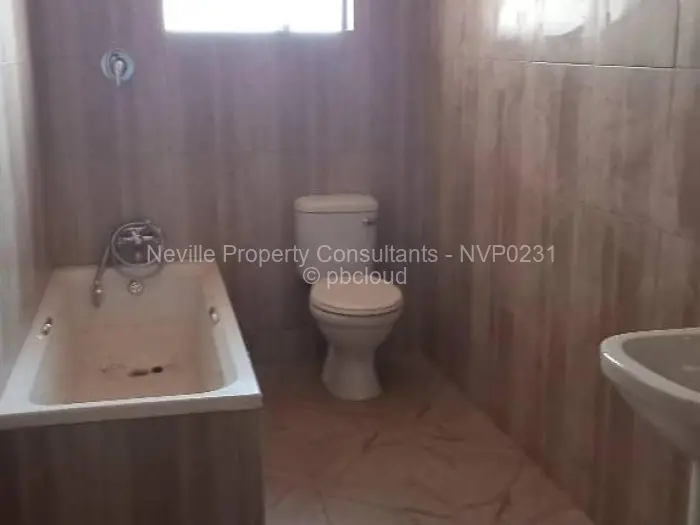 Townhouse/Complex/Cluster to Rent in Pomona