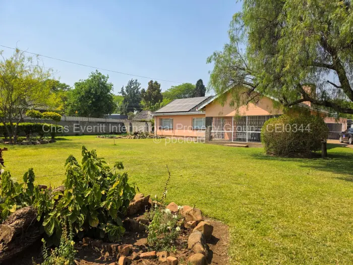 3 Bedroom House for Sale in Ilanda, Bulawayo