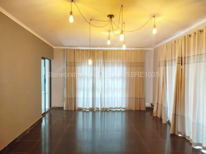 6 Bedroom House to Rent in Hillside Byo, Bulawayo
