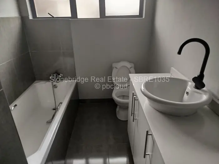 6 Bedroom House to Rent in Hillside Byo, Bulawayo