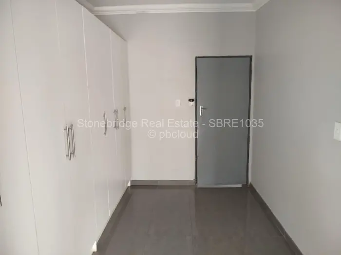 6 Bedroom House to Rent in Hillside Byo, Bulawayo