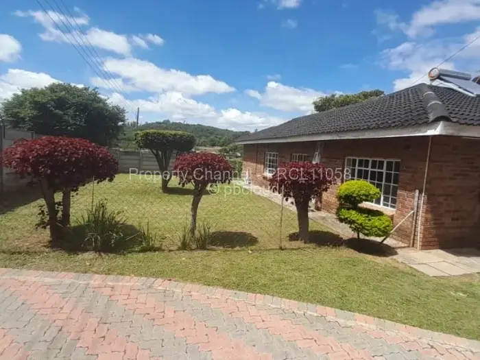 Townhouse/Cluster to Rent in Borrowdale Brooke