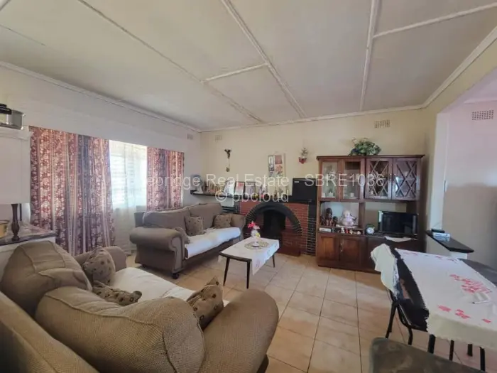 3 Bedroom House for Sale in Kingsdale, Bulawayo