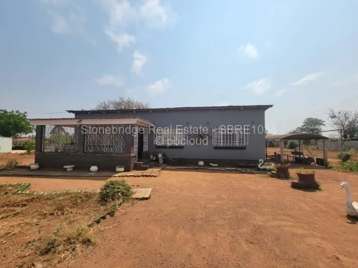 3 Bedroom House for Sale in Kingsdale, Bulawayo