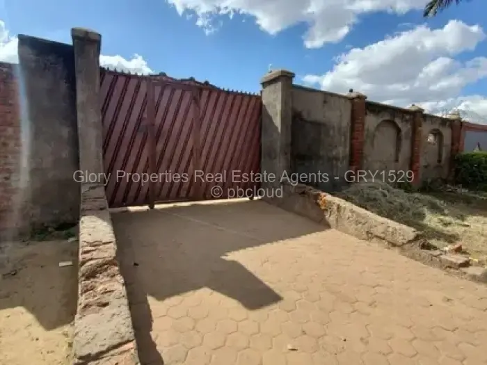 4 Bedroom House for Sale in Crowborough, Harare