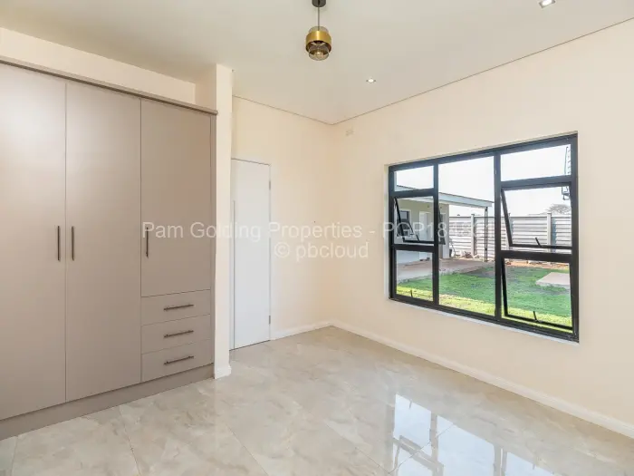 5 Bedroom House for Sale in Mount Pleasant Heights, Harare