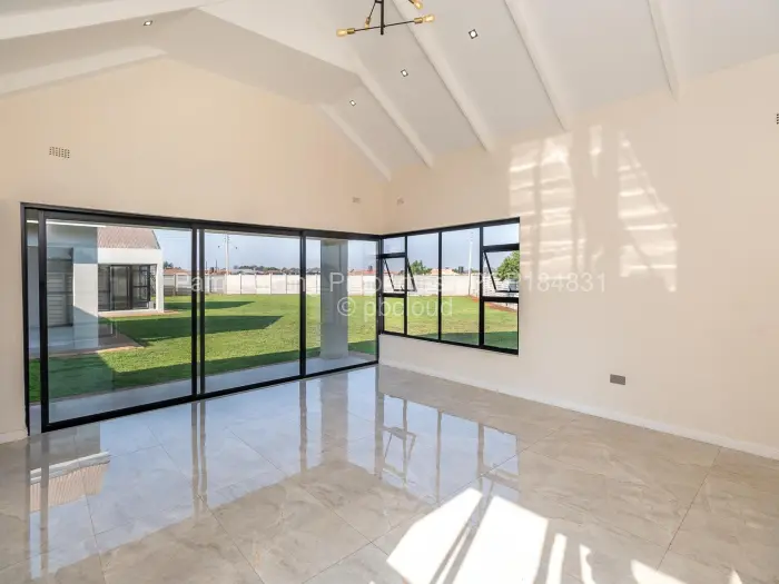 5 Bedroom House for Sale in Mount Pleasant Heights, Harare