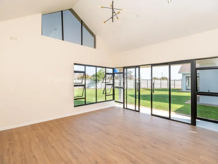 5 Bedroom House for Sale in Mount Pleasant Heights, Harare